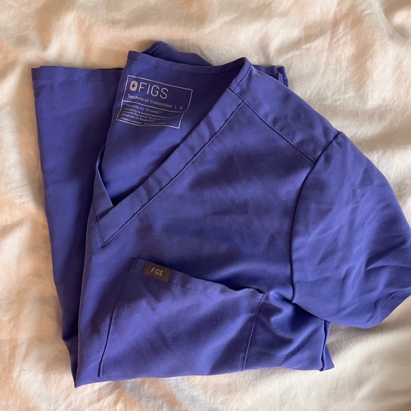 Figs Blueberry Scrub Set - Picture 1 of 2